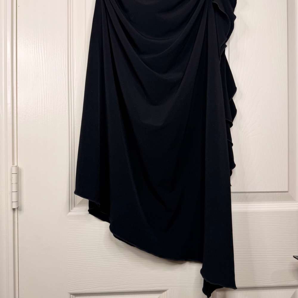 #125 XOXO Strapless Y2K Dress Sz. Medium Black Ruched Asymmetrical Ruffle - Picture 5 of 9
